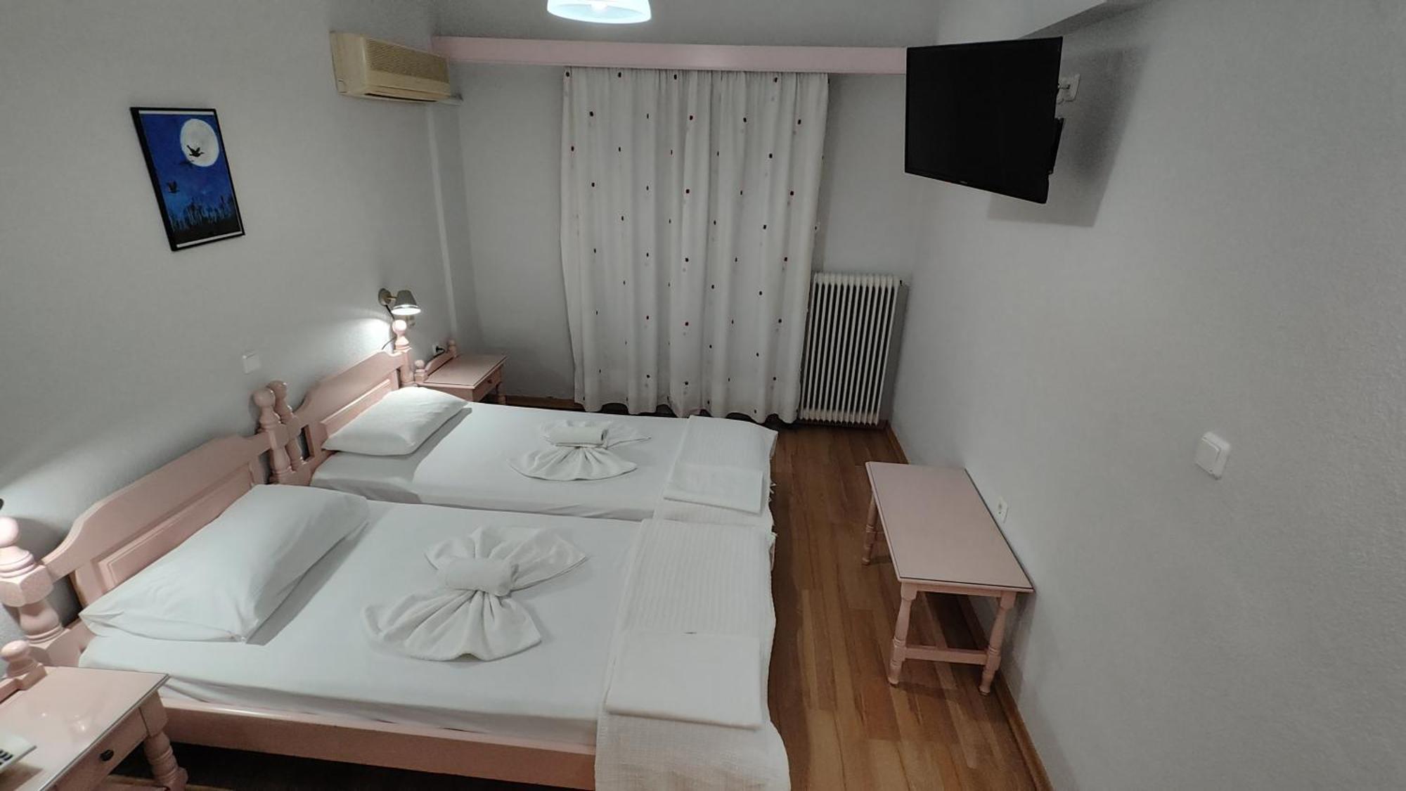 Kapolos Spa Hotel Loutra Edipsou  Ruang foto